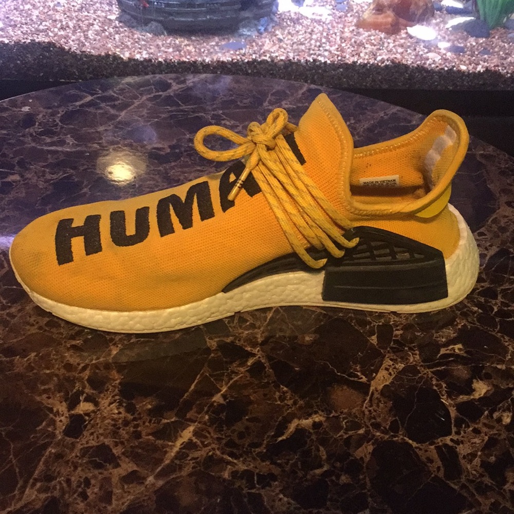 Human Race - Picture 6 of 6
